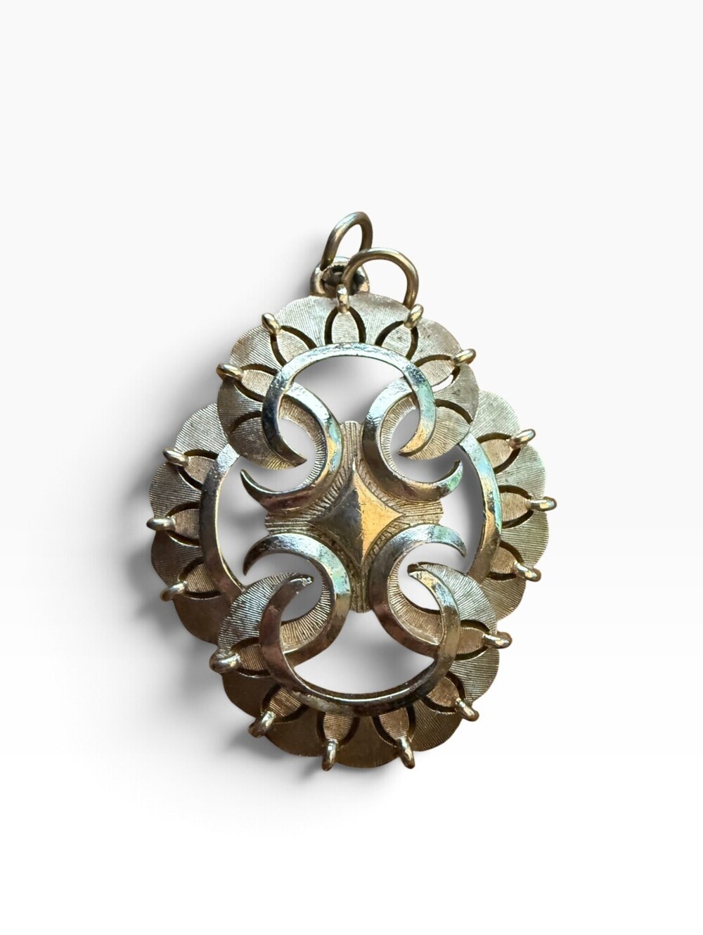 Crown Trifari Abstract Vintage Intricate Gold Tone Pendant Charm
